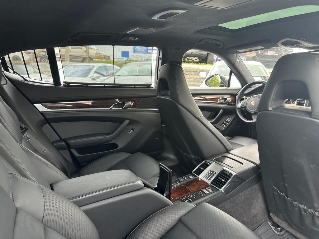 Porsche Panamera Turbo Executive 2014