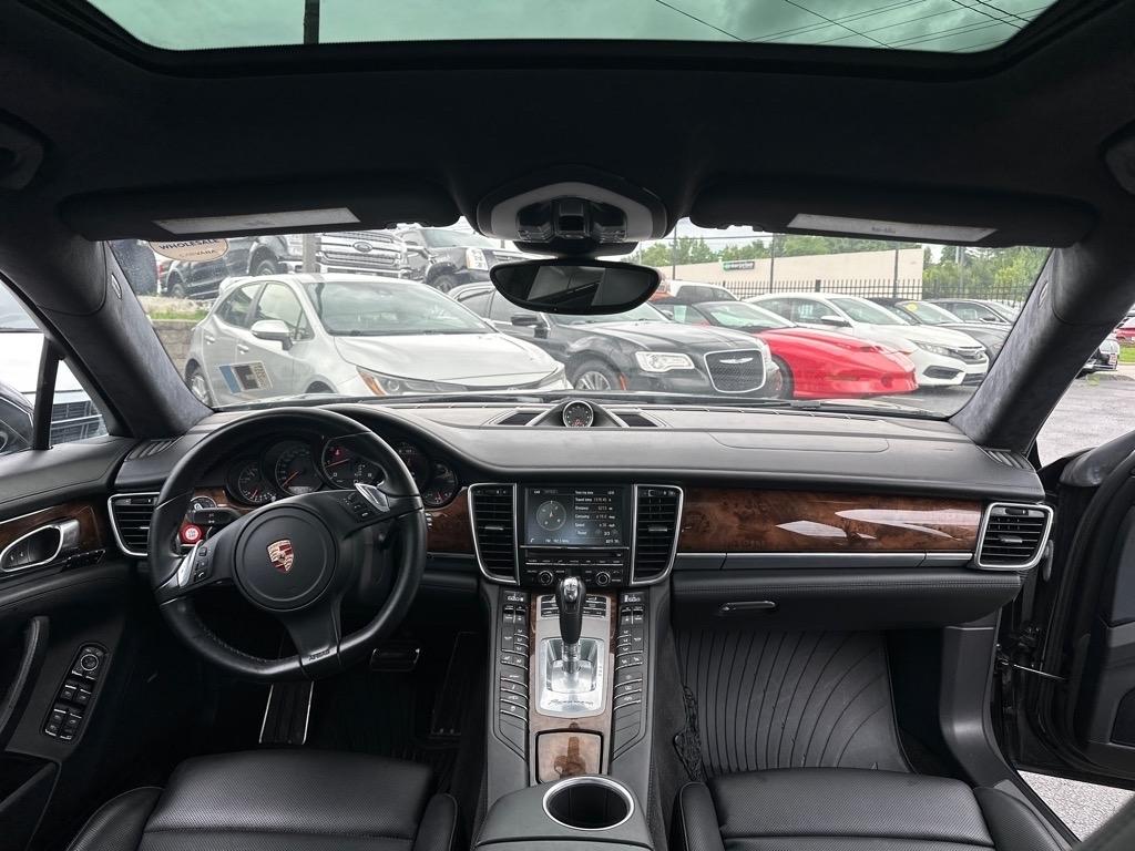 Porsche Panamera Turbo Executive 2014