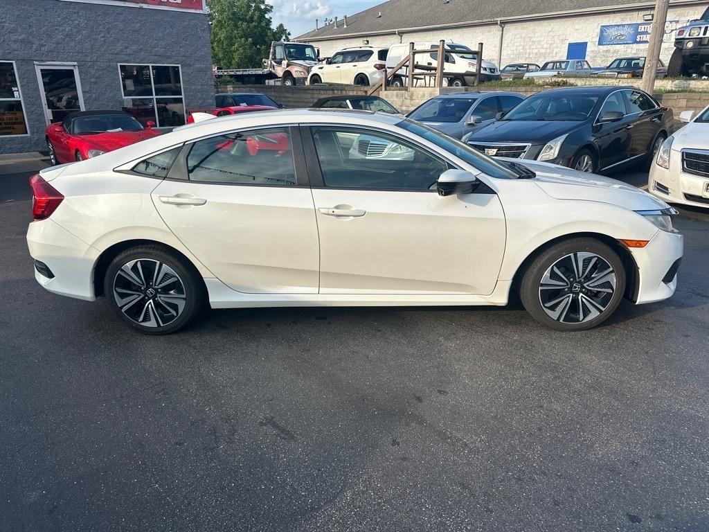 Honda Civic EX-T Sedan CVT 2017