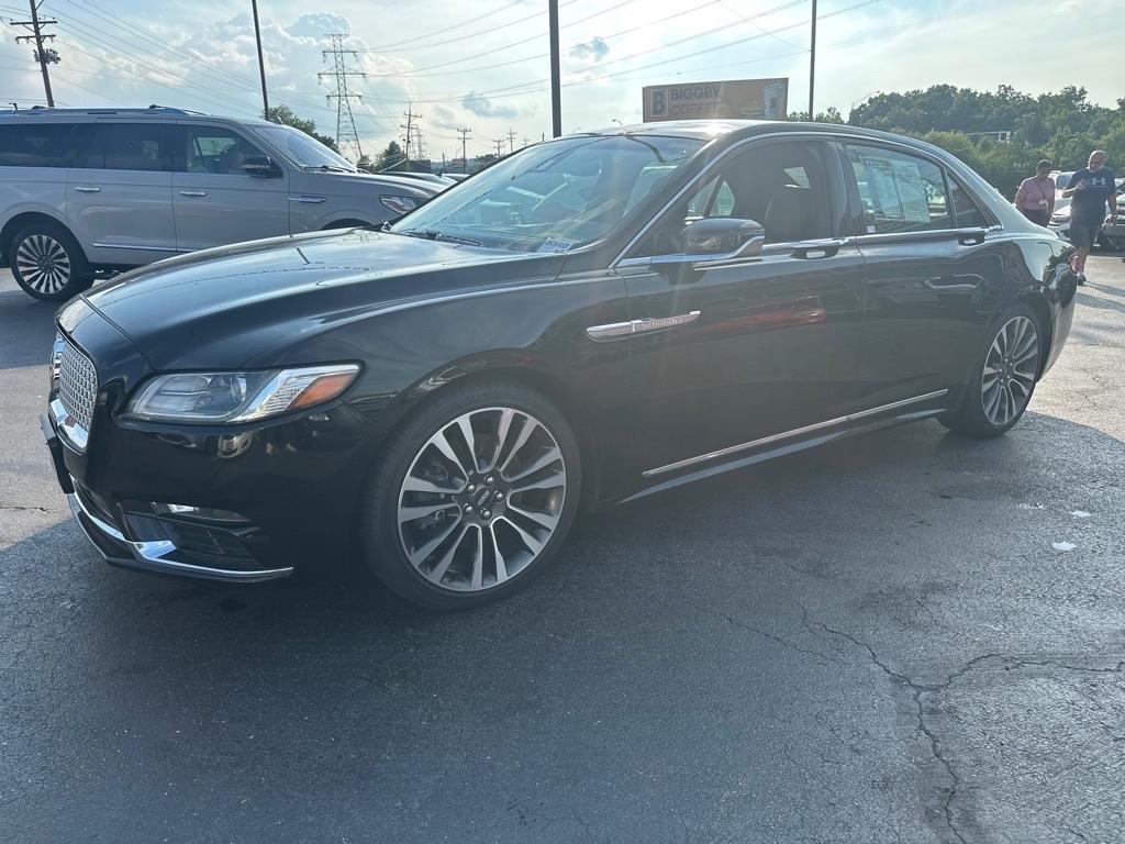 Lincoln Continental Premier AWD 2020
