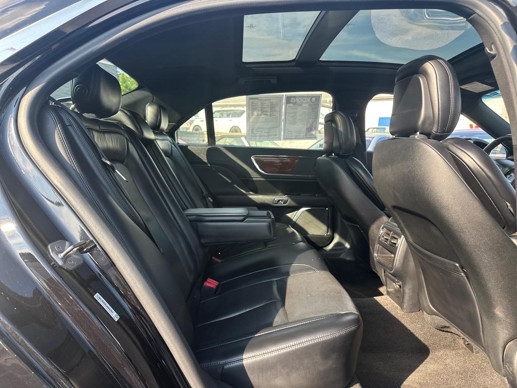 Lincoln Continental Premier AWD 2020