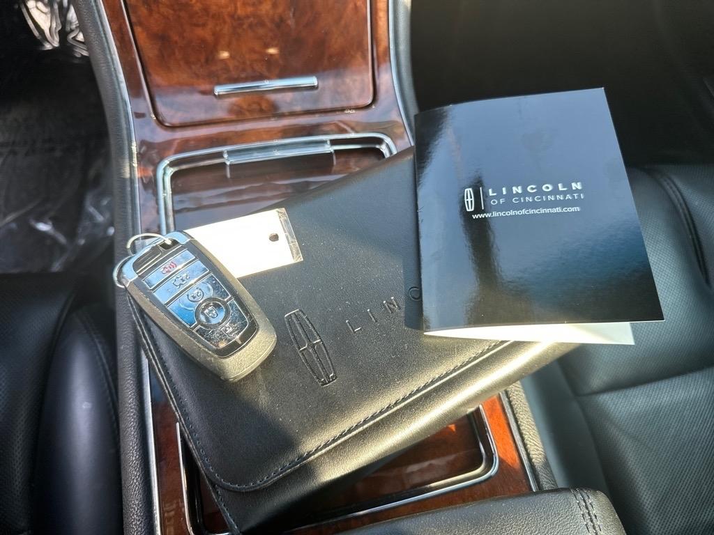 Lincoln Continental Premier AWD 2020