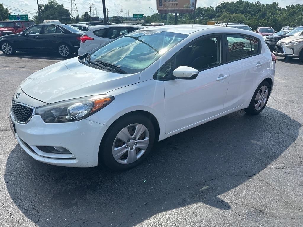 Kia Forte 5-Door LX 2016