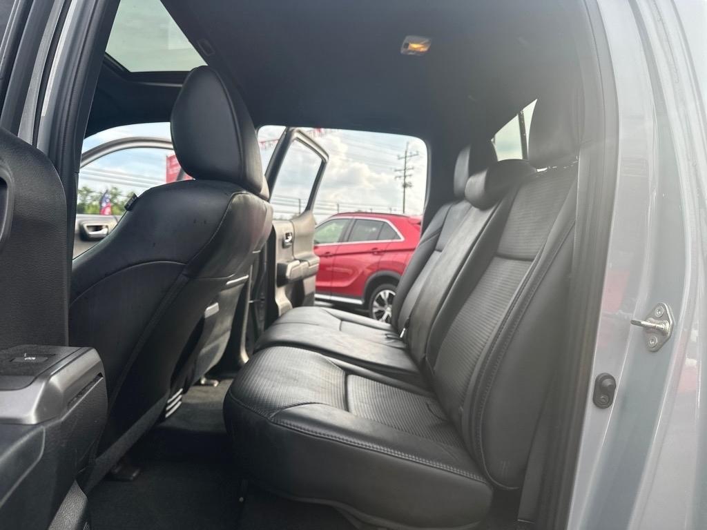 Toyota Tacoma SR5 Double Cab Long Bed V6 6AT 4WD 2019
