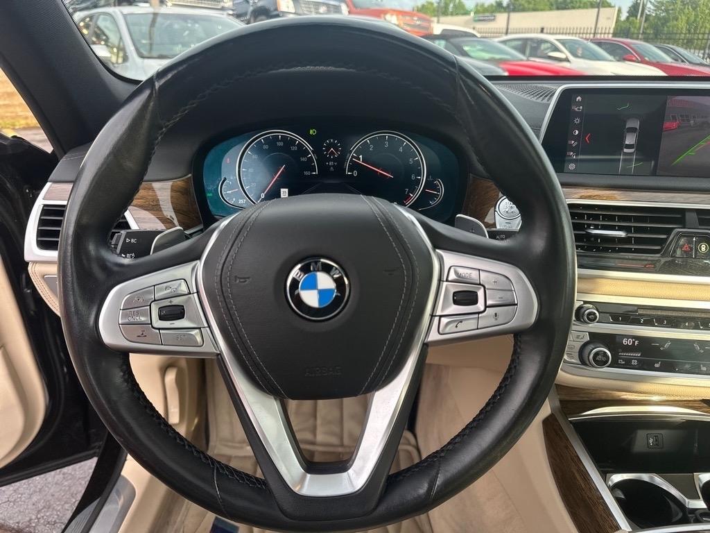 BMW 7-Series 740i xDrive 2019
