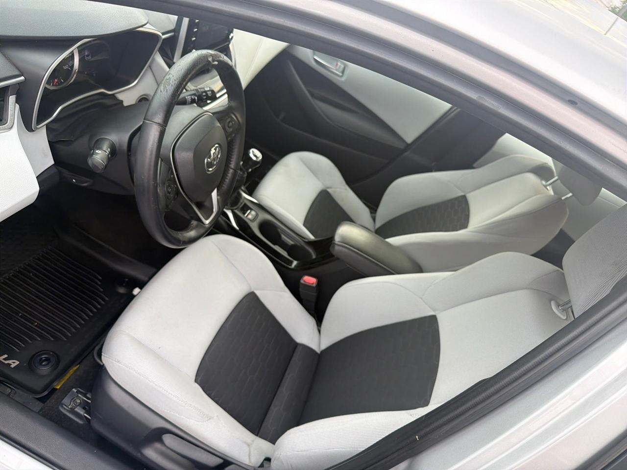 Toyota Corolla XLE CVT 2019