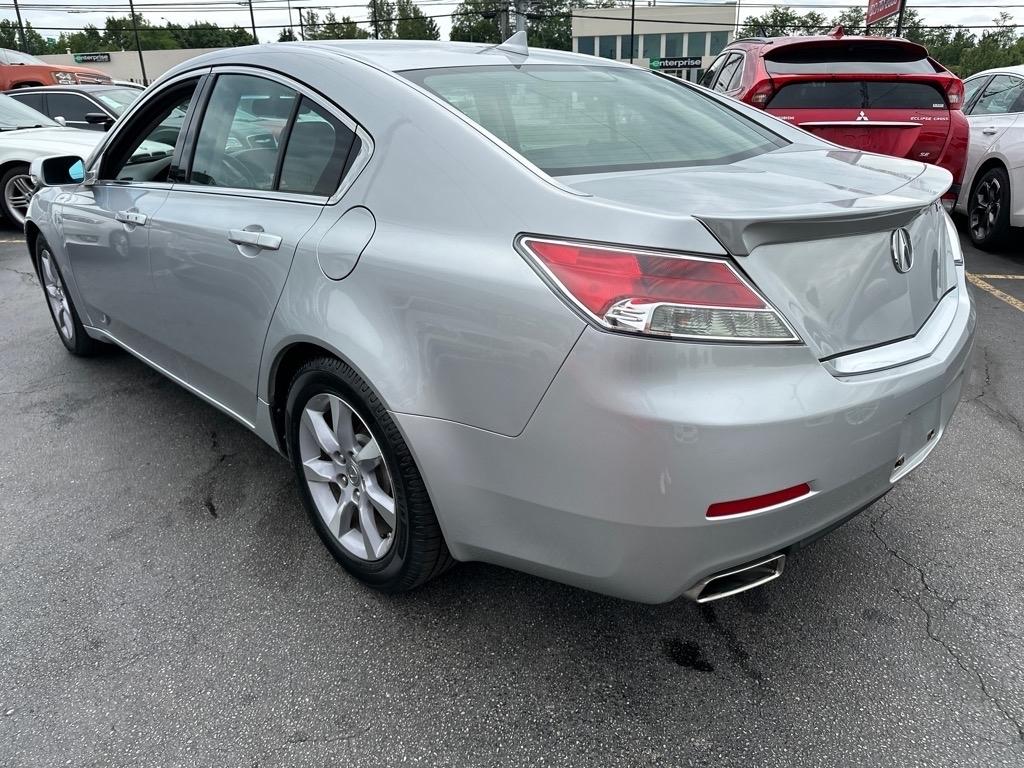 Acura TL 6-Speed AT with Tech Package and 18-In. WP 2014