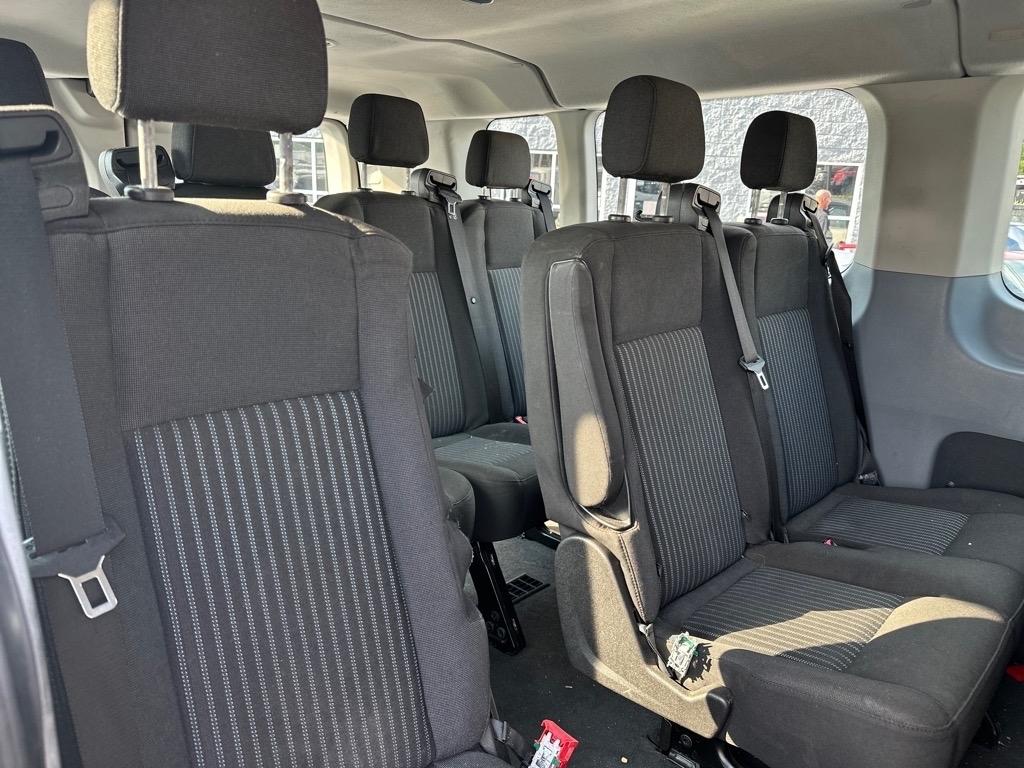 Ford Transit 350 Wagon Low Roof XLT 60/40 Pass. 148-in. WB 2017