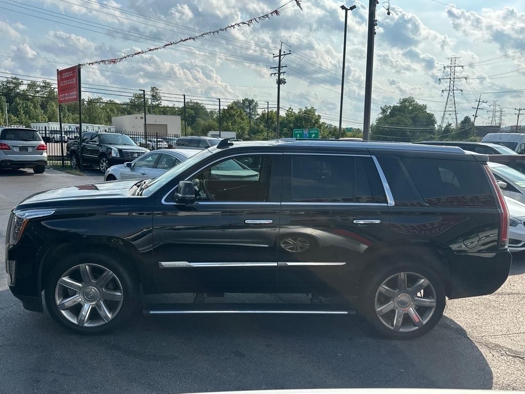 Cadillac Escalade Premium 4WD 2017