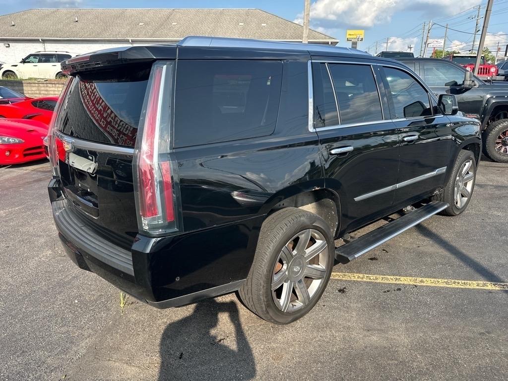 Cadillac Escalade Premium 4WD 2017
