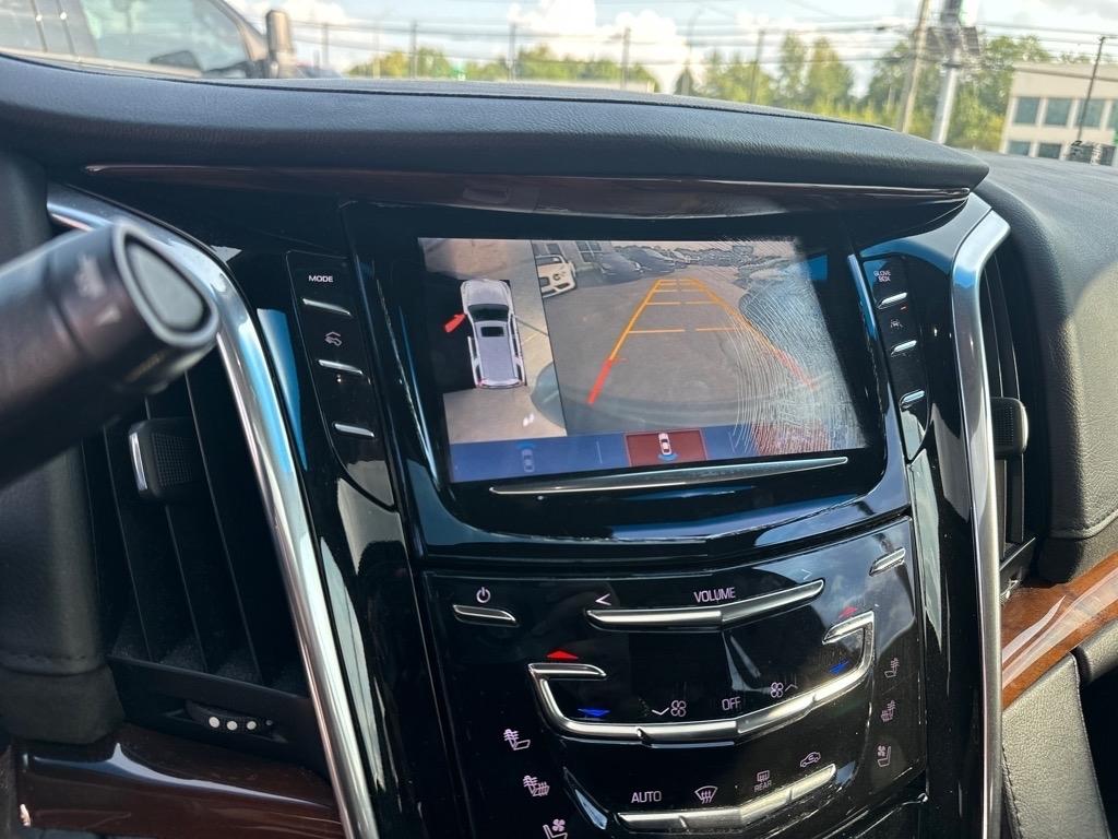 Cadillac Escalade Premium 4WD 2017