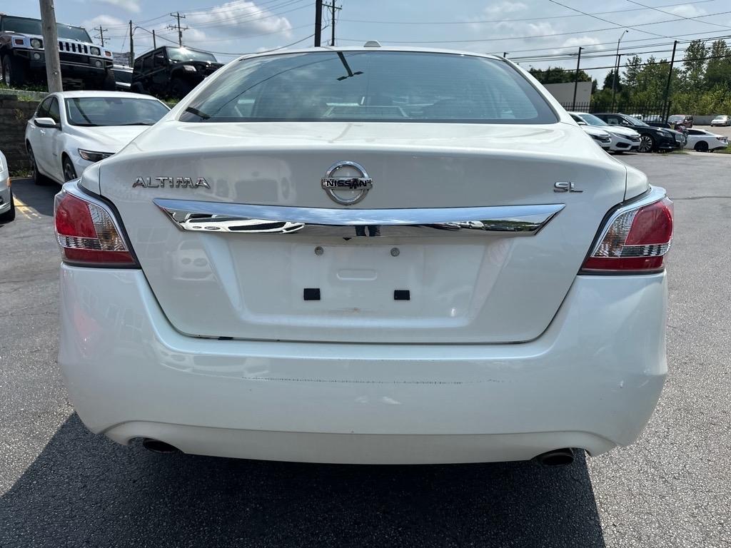 Nissan Altima 2.5 SV 2015