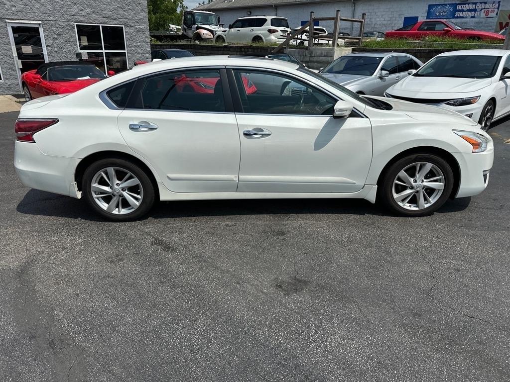 Nissan Altima 2.5 SV 2015