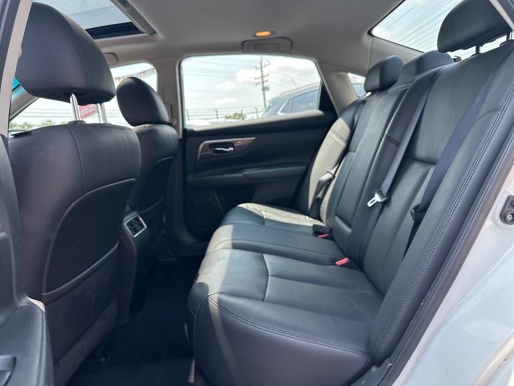 Nissan Altima 2.5 SV 2015