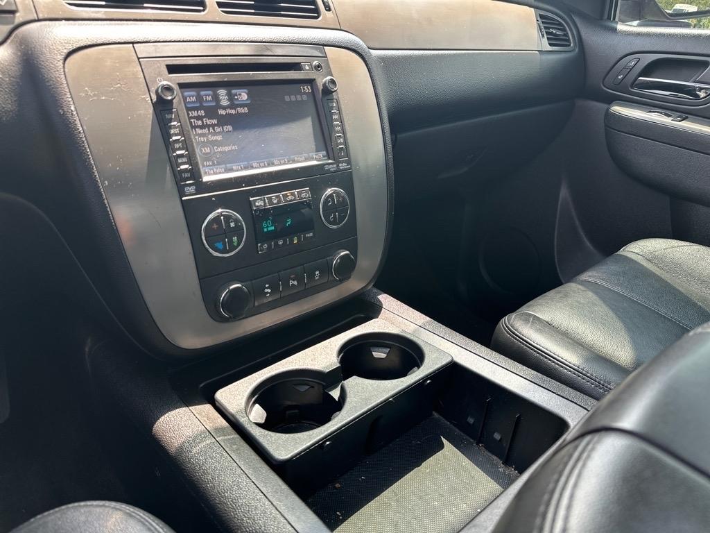 Chevrolet Avalanche LT 4WD 2012