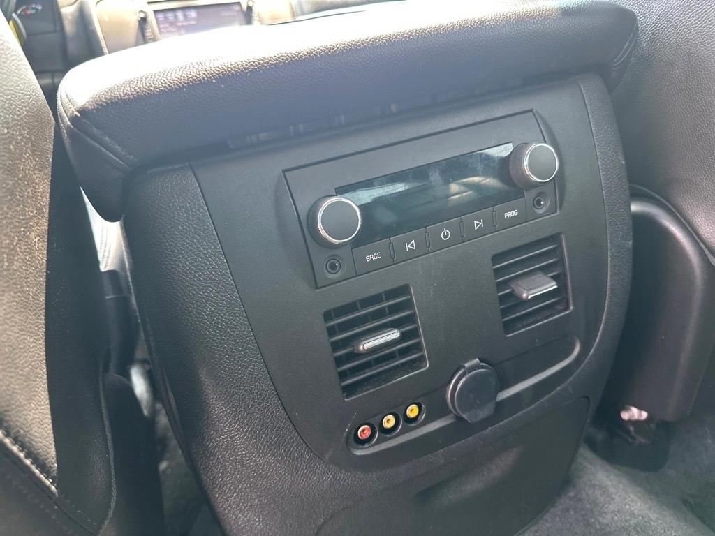 Chevrolet Avalanche LT 4WD 2012
