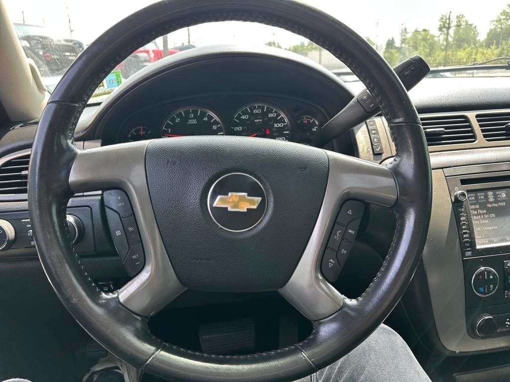 Chevrolet Avalanche LT 4WD 2012