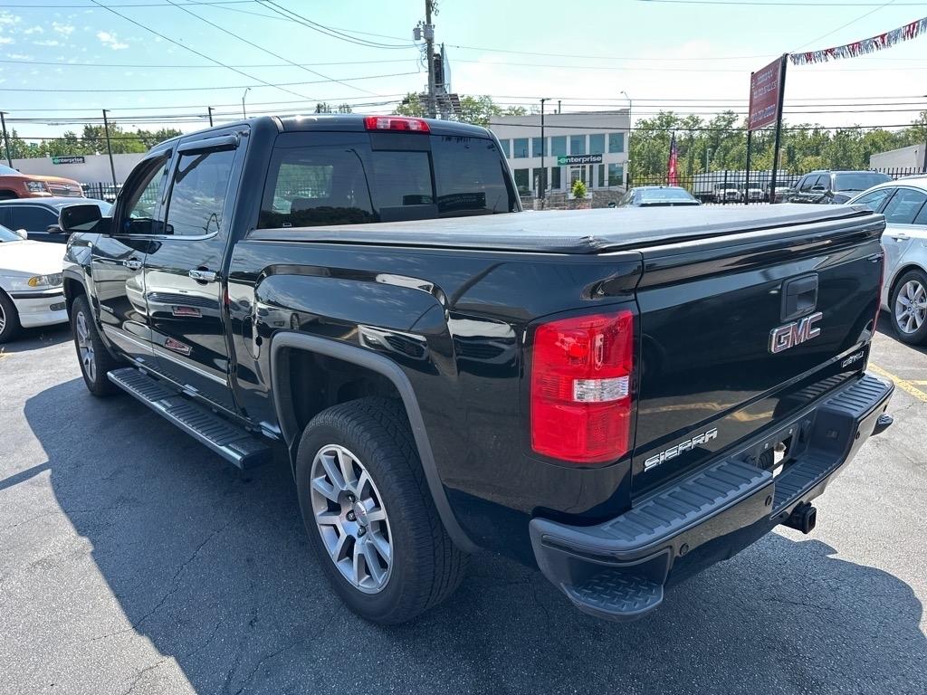 GMC Sierra 1500 Denali Crew Cab Short Box 4WD 2015