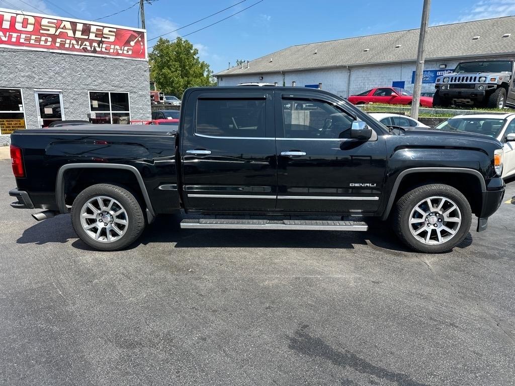 GMC Sierra 1500 Denali Crew Cab Short Box 4WD 2015