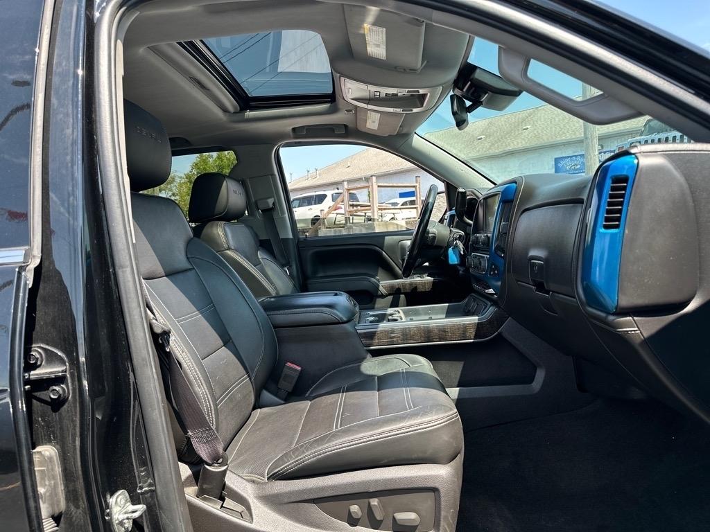 GMC Sierra 1500 Denali Crew Cab Short Box 4WD 2015