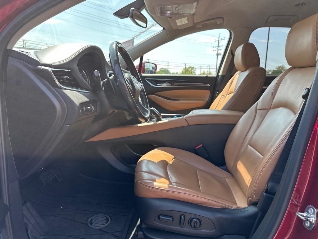 Buick Enclave Essence AWD 2018