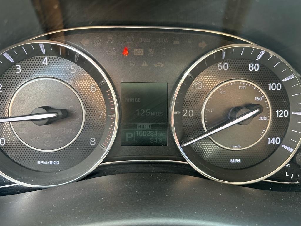 Nissan Armada Platinum AWD 2017