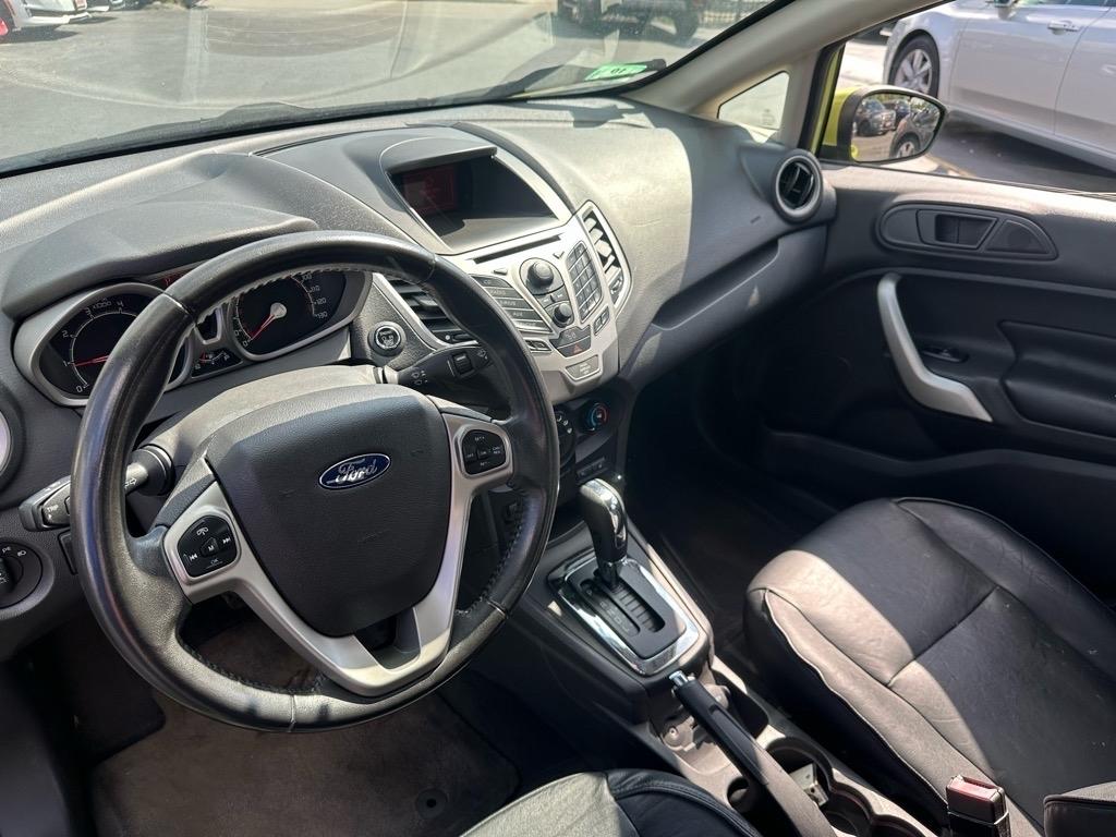 Ford Fiesta SES Hatchback 2011