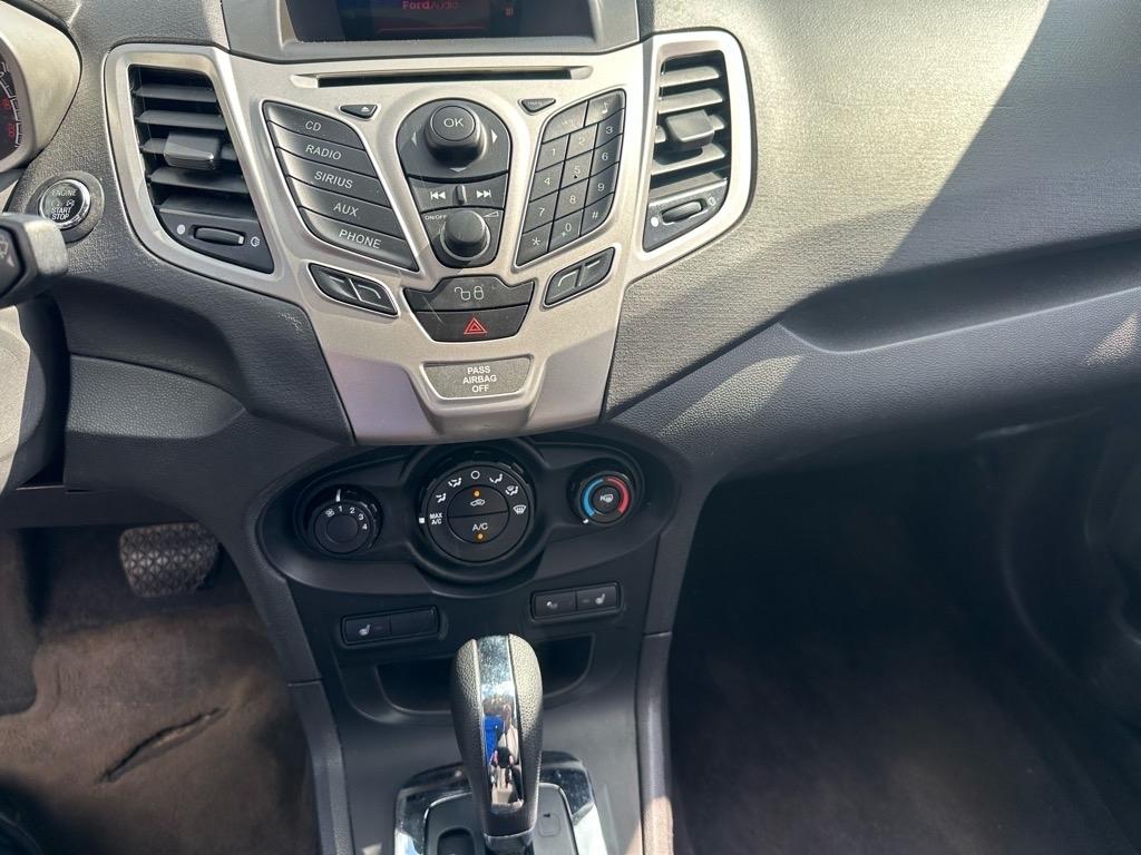 Ford Fiesta SES Hatchback 2011