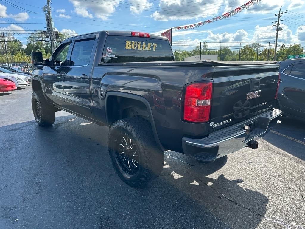 GMC Sierra photo 6