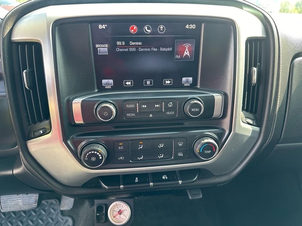 GMC Sierra photo 15