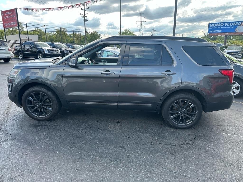 Ford Explorer XLT 4WD 2017
