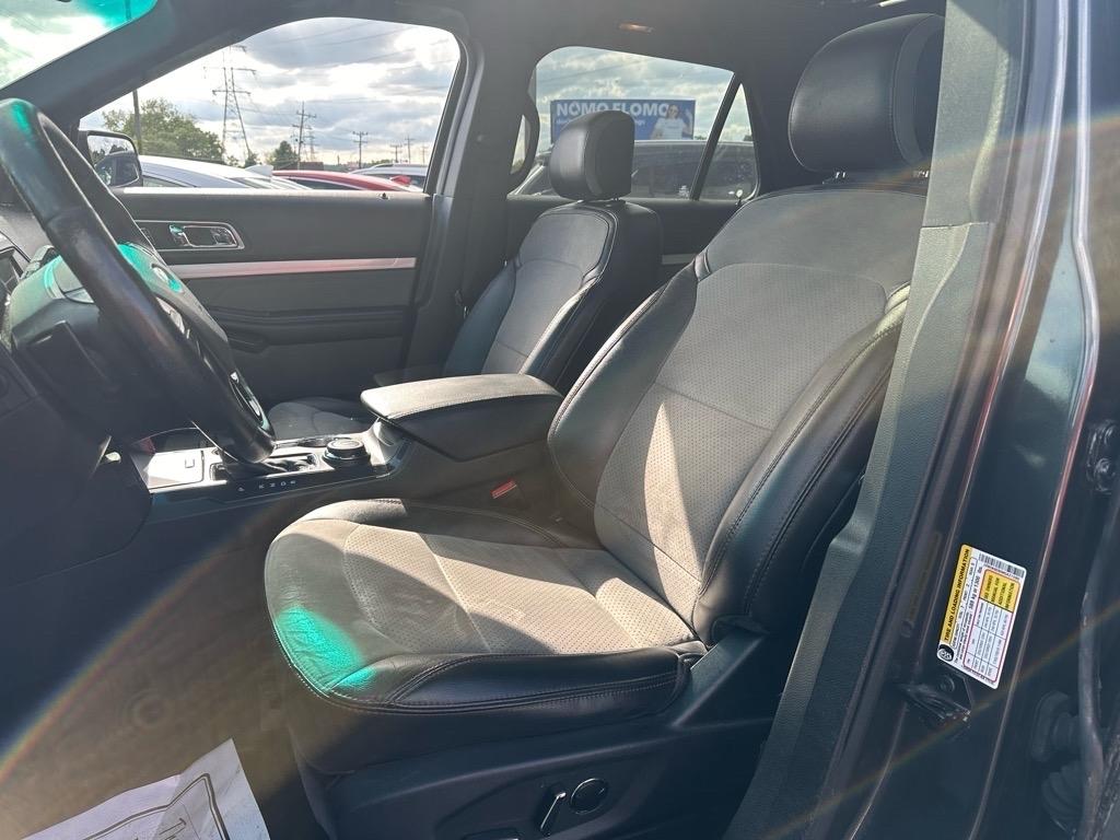 Ford Explorer XLT 4WD 2017