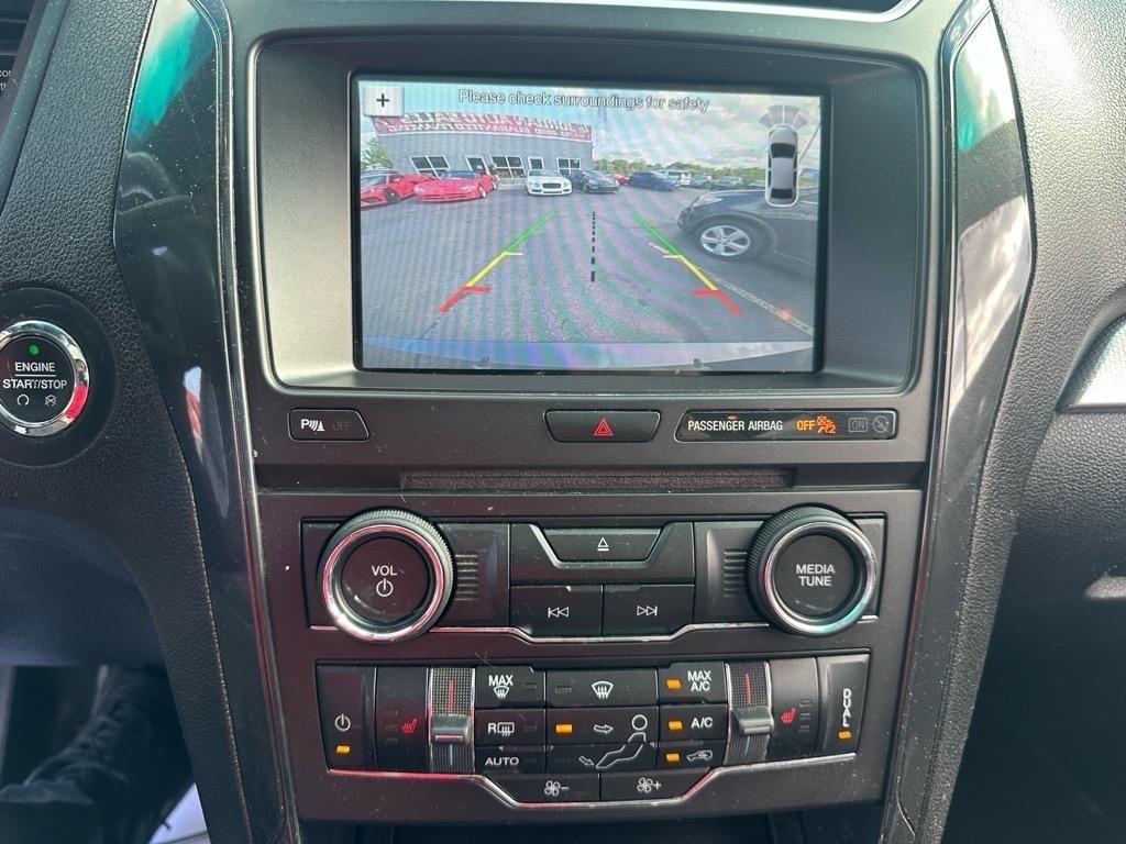 Ford Explorer XLT 4WD 2017