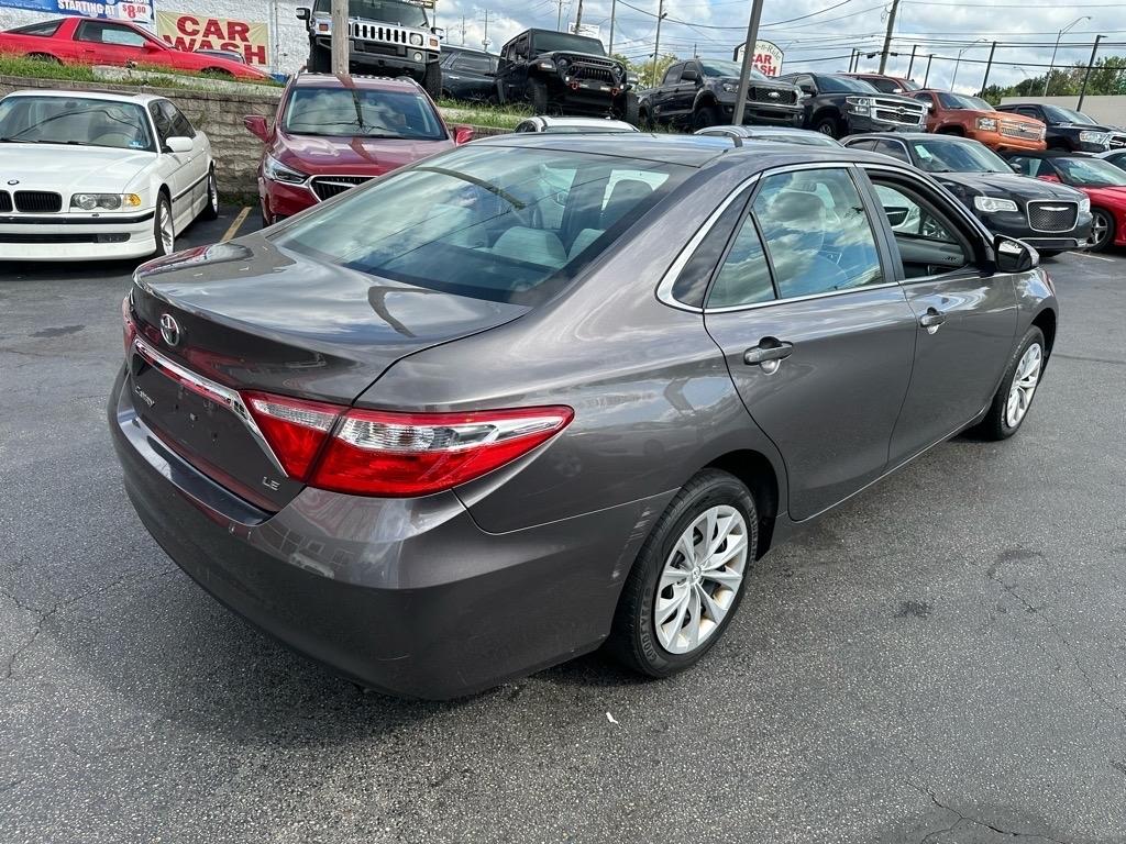 Toyota Camry SE 2015