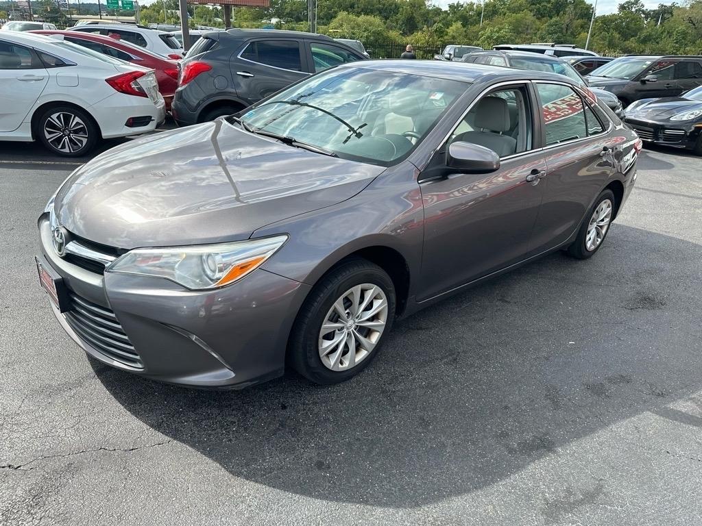 Toyota Camry SE 2015