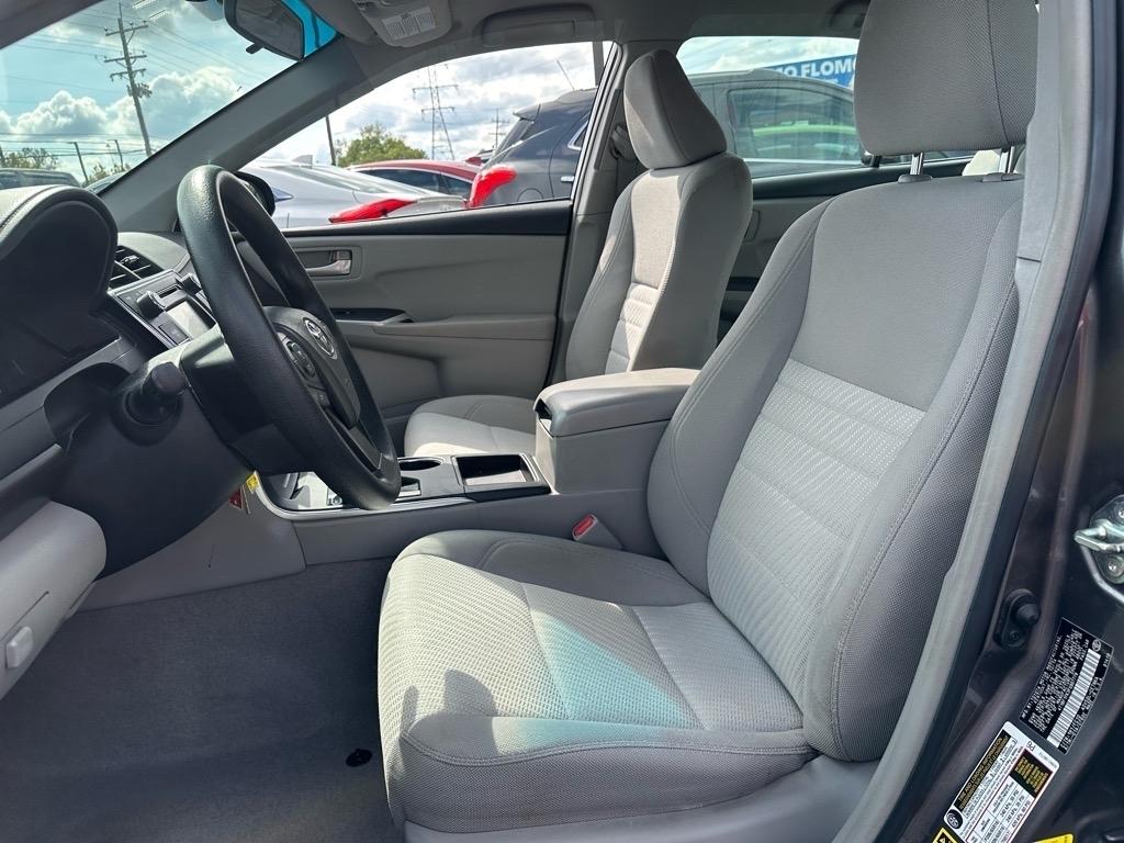 Toyota Camry SE 2015