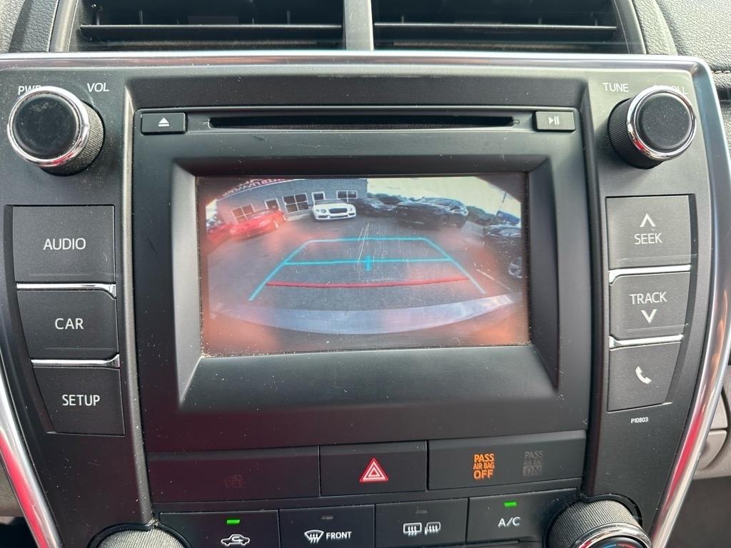 Toyota Camry SE 2015