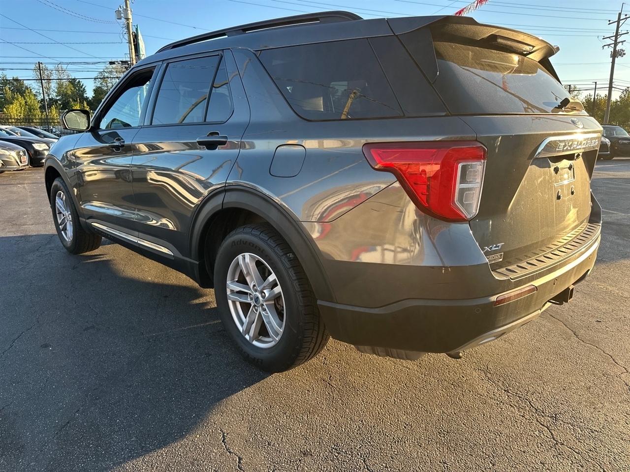 Ford Explorer XLT AWD 2020