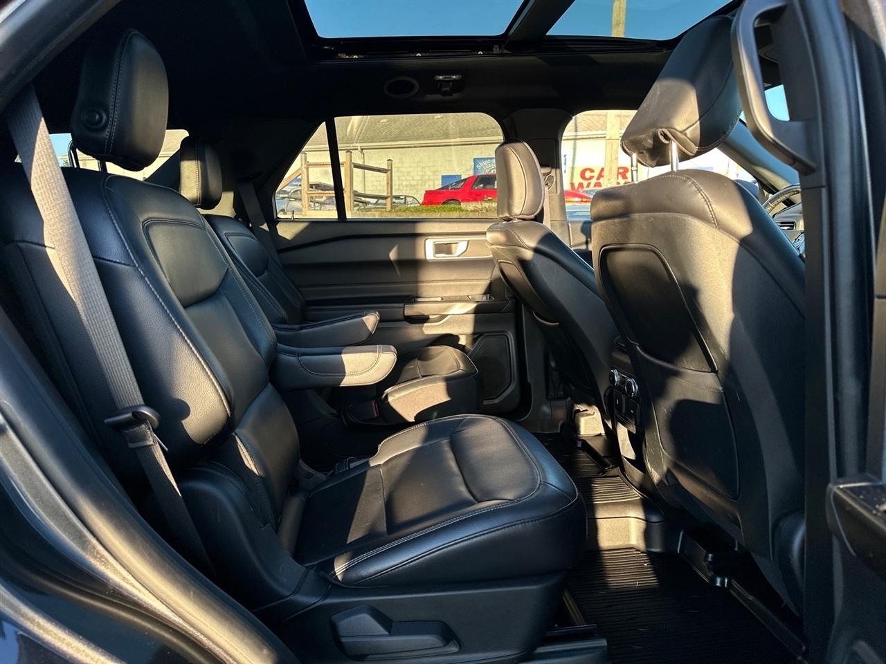 Ford Explorer XLT AWD 2020