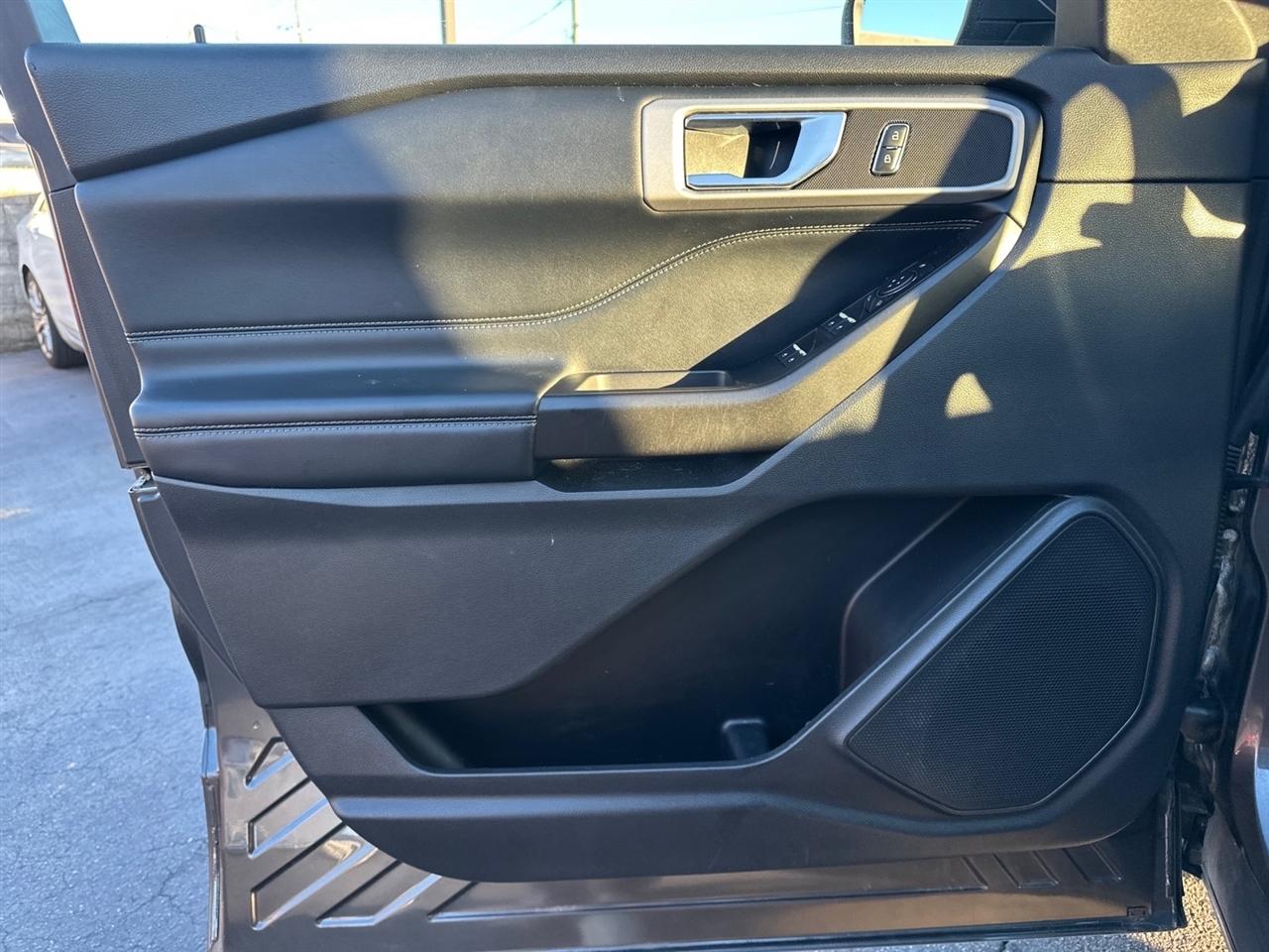 Ford Explorer XLT AWD 2020