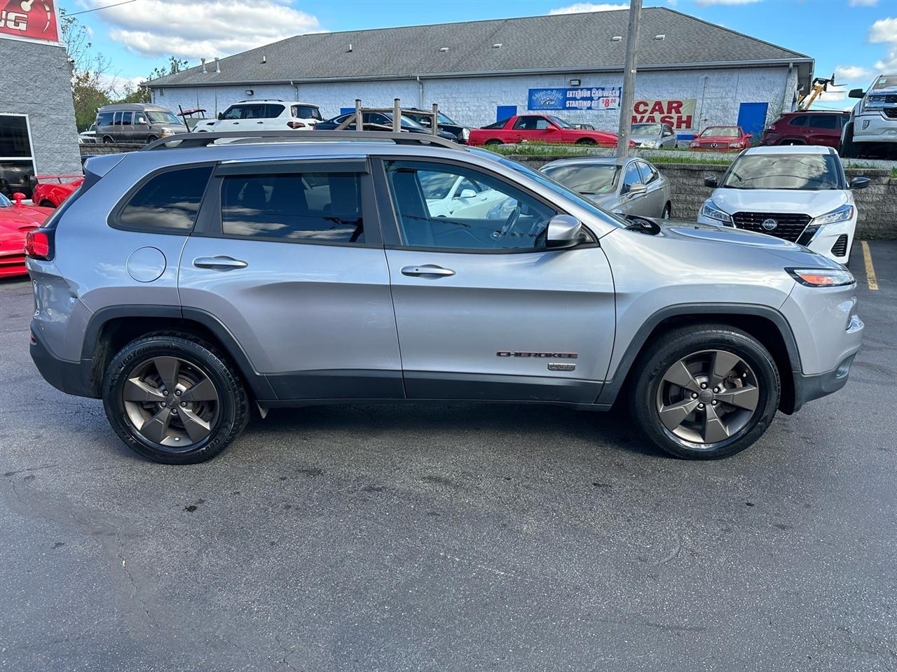 Jeep Cherokee Latitude 4WD 2017