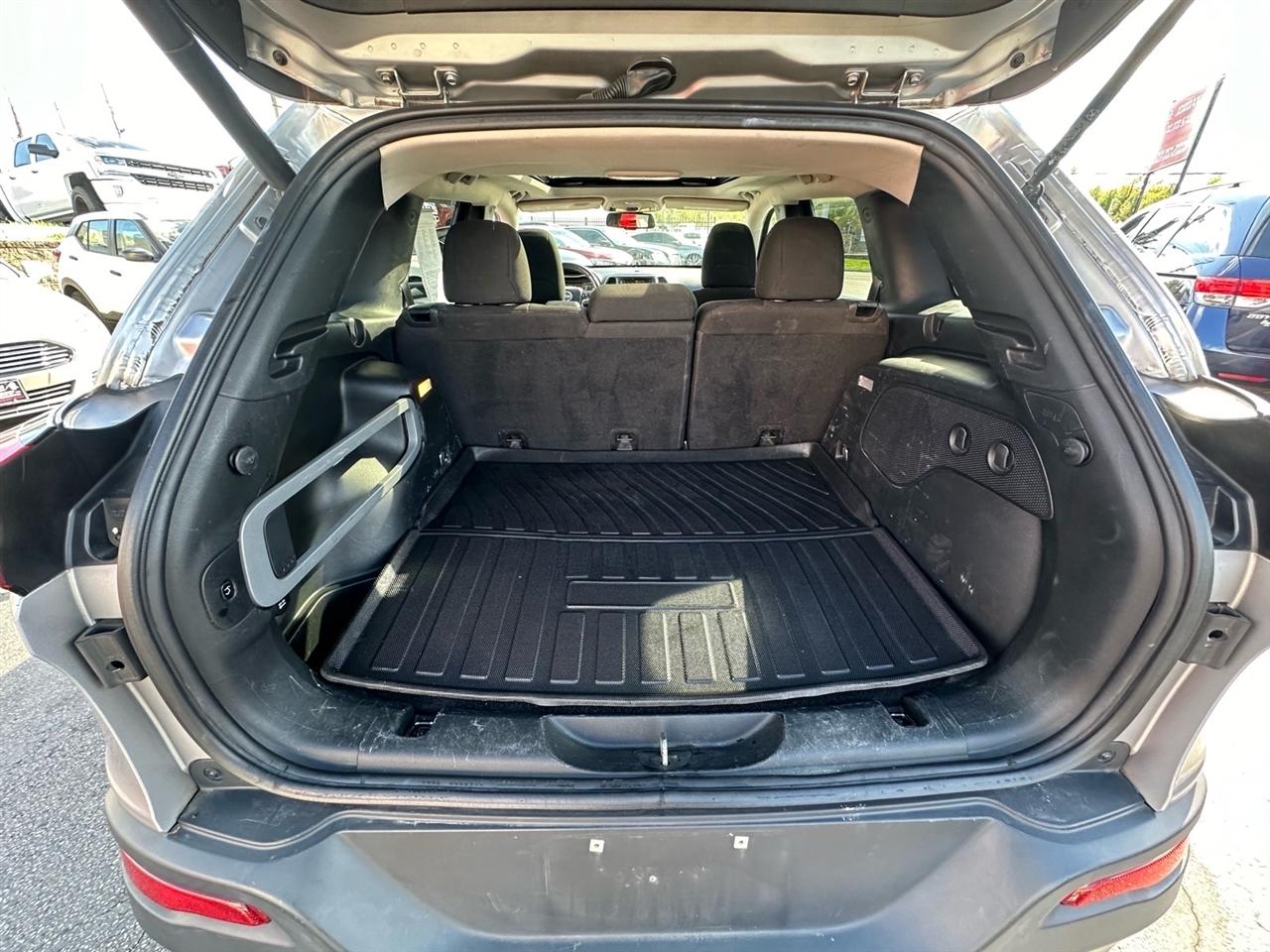 Jeep Cherokee Latitude 4WD 2017