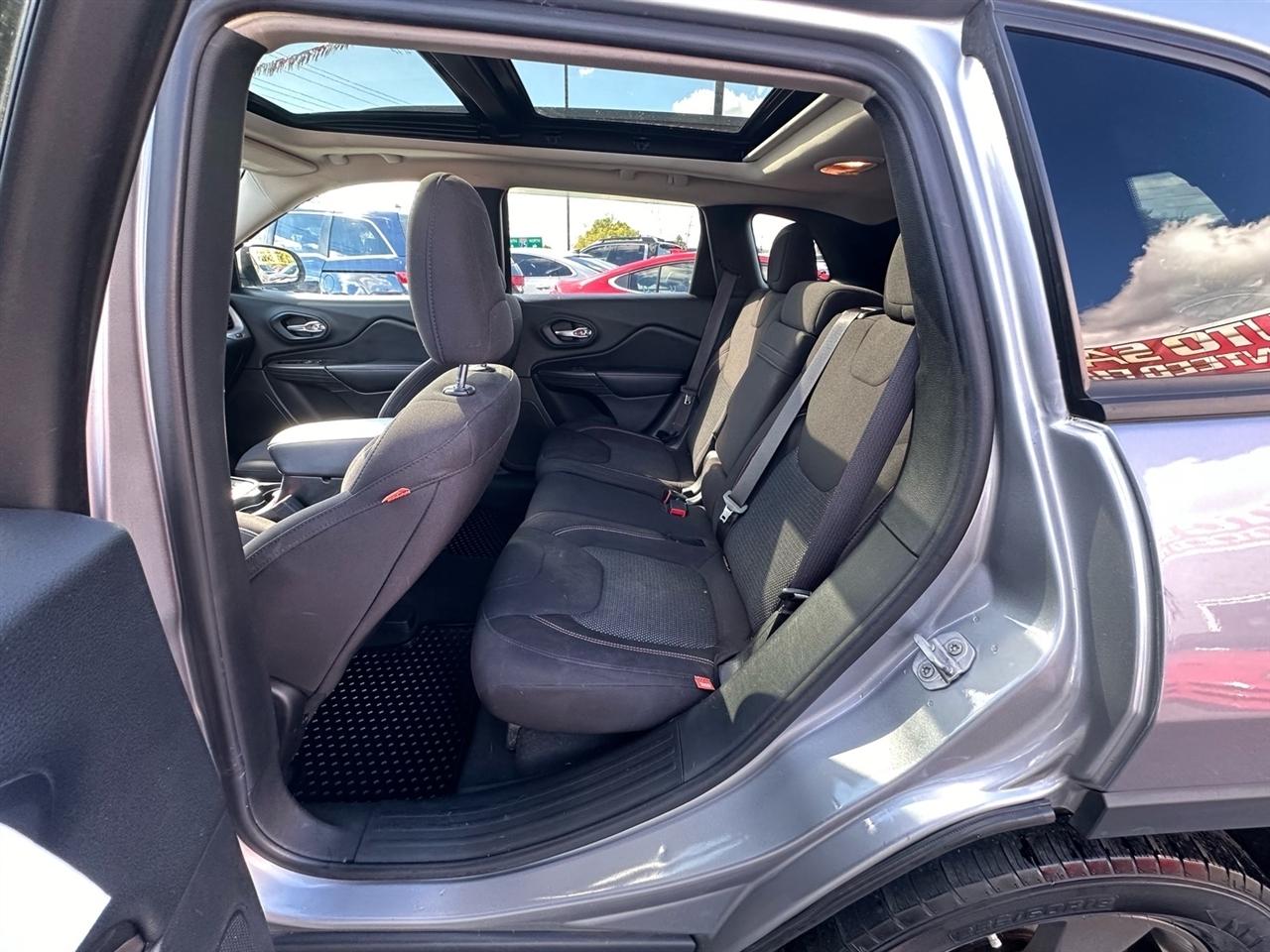 Jeep Cherokee Latitude 4WD 2017