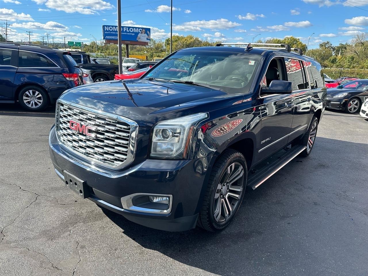GMC Yukon XL Denali 4WD 2020