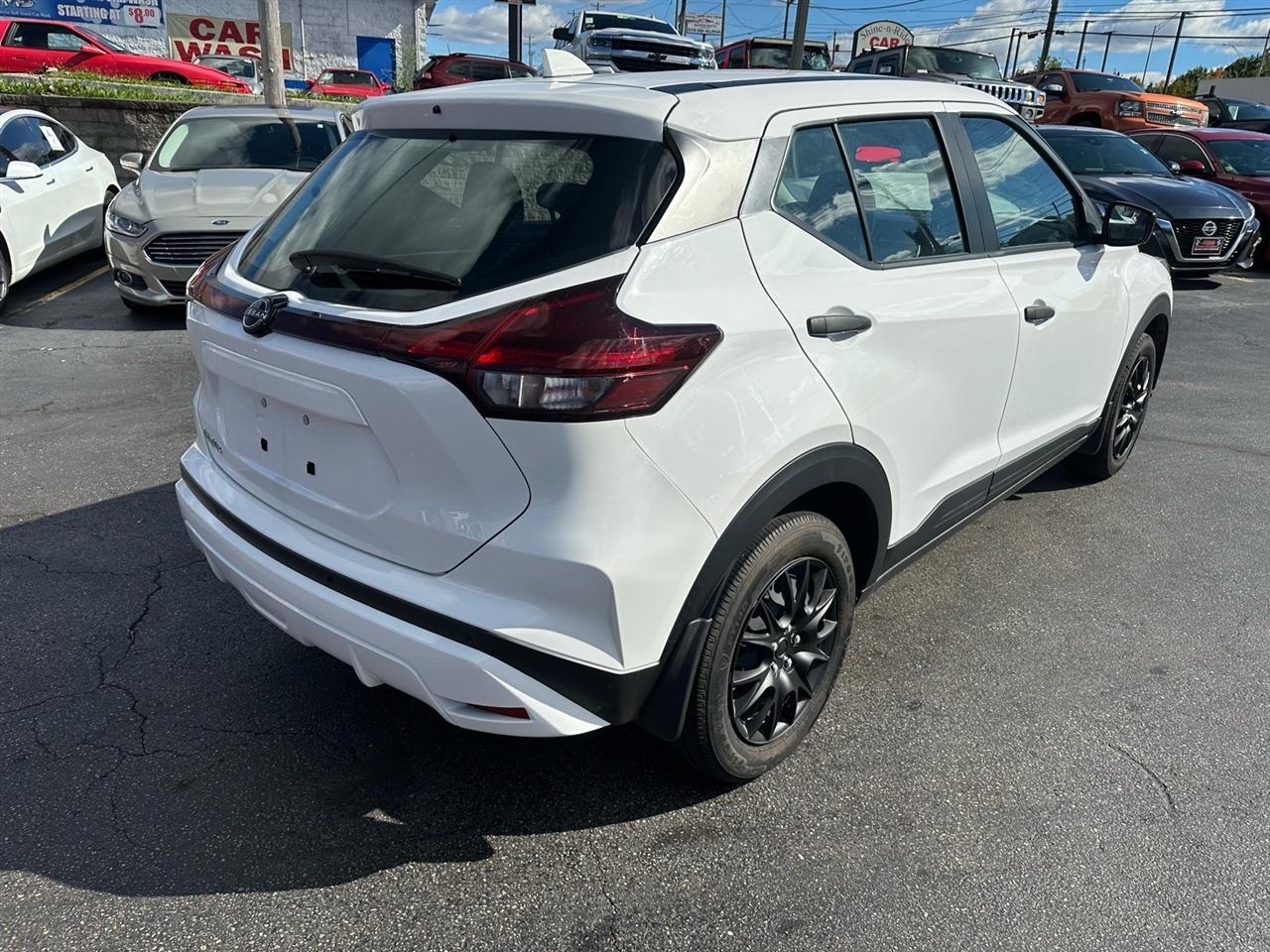 Nissan Kicks S 2024