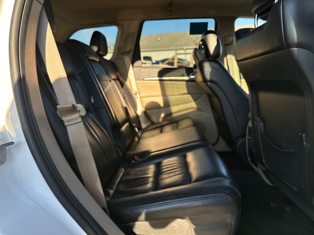 Jeep Grand Cherokee Laredo 2WD 2018
