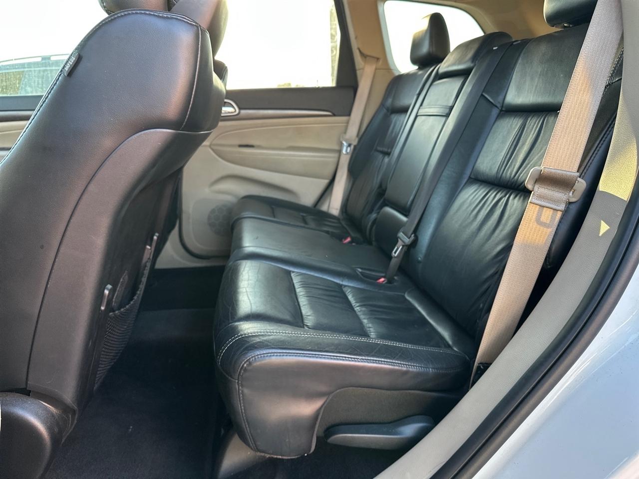 Jeep Grand Cherokee Laredo 2WD 2018