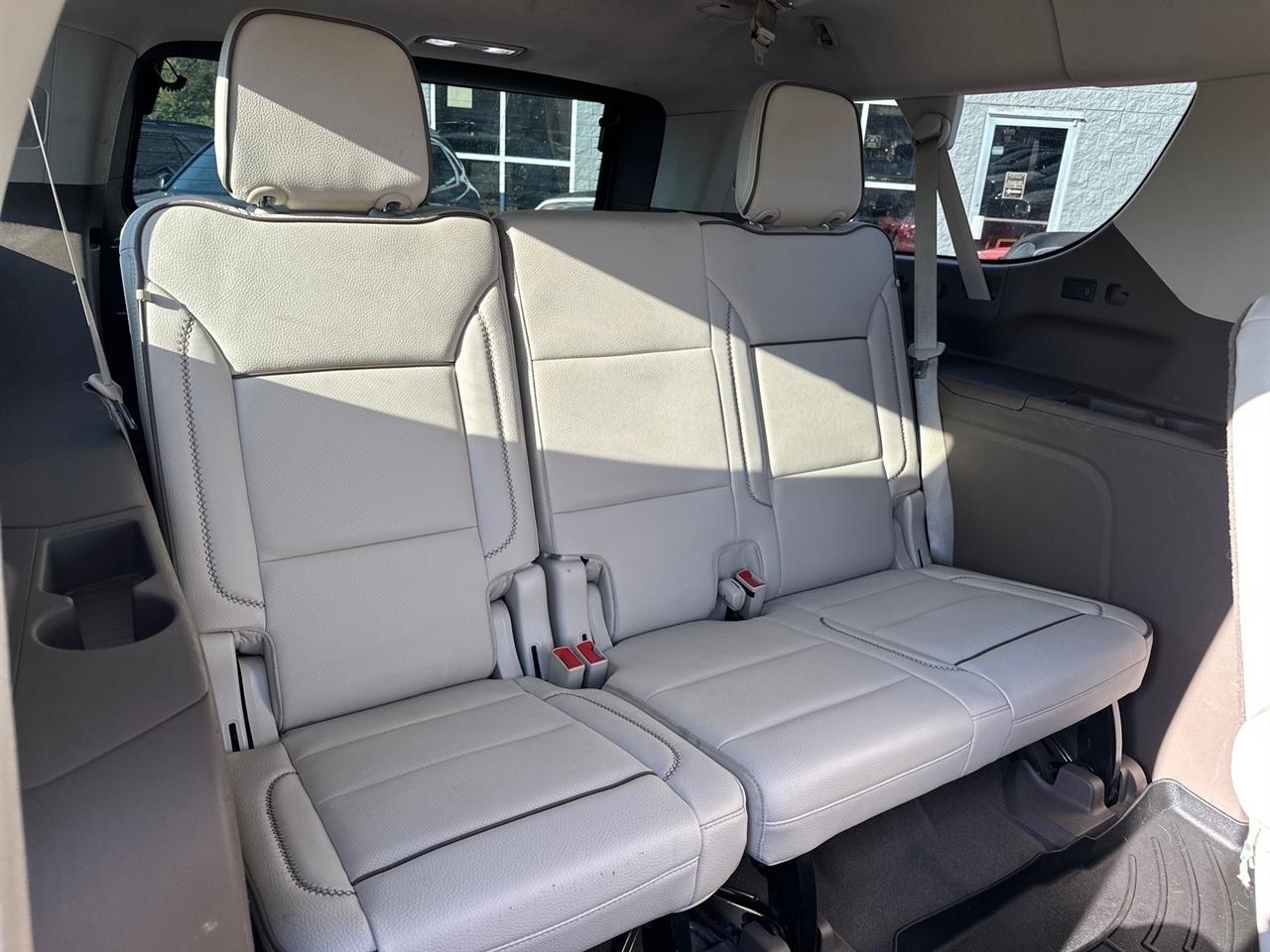 GMC Yukon XL Denali 4WD 2021