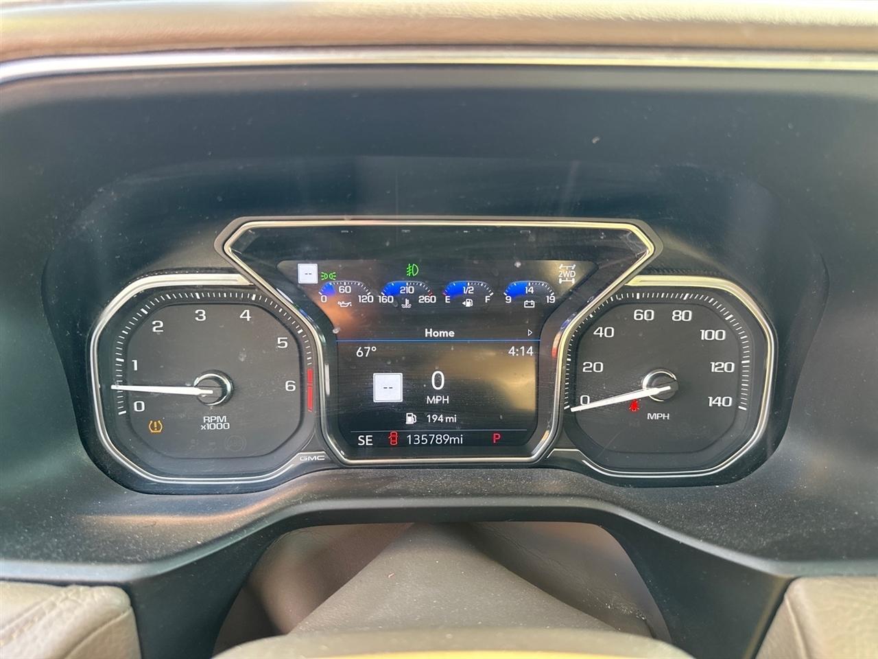 GMC Yukon XL Denali 4WD 2021