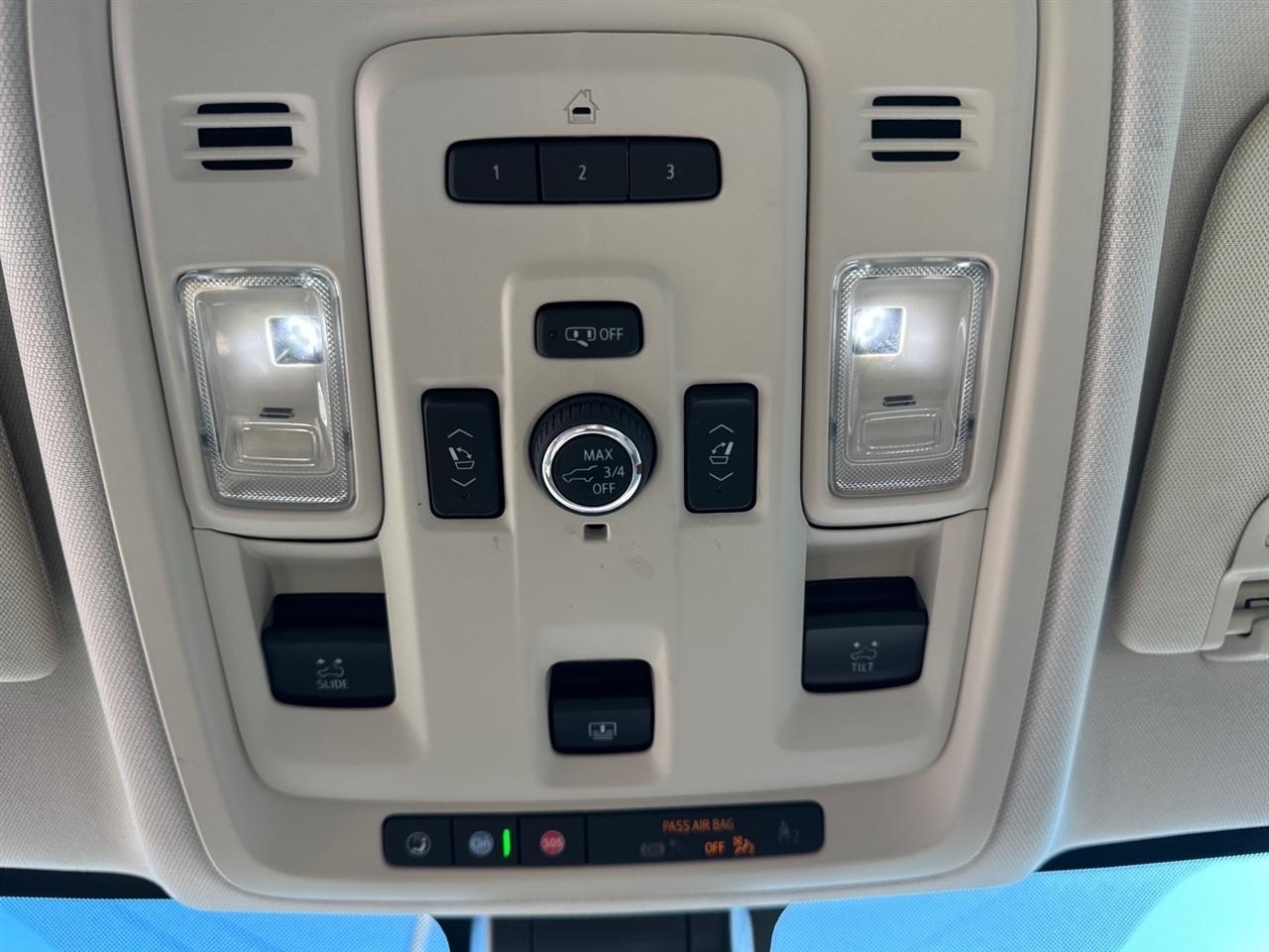 GMC Yukon XL Denali 4WD 2021